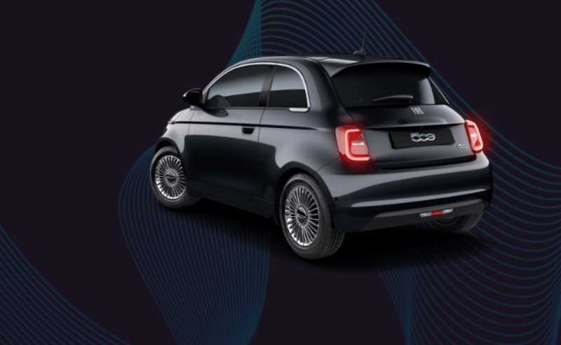 Fiat500e lançam “Raios” para destacar a autonomia do carro