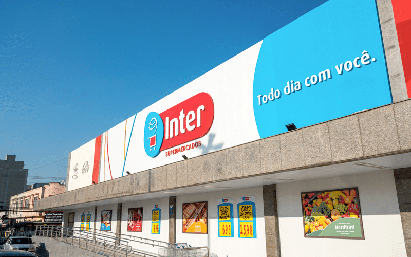 Brick conquista uma conta de peso: Rede Inter de Supermercados