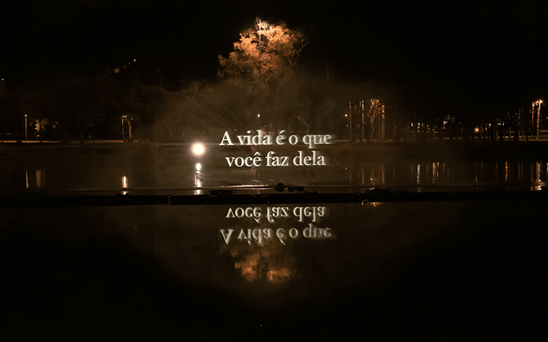 Lancôme realiza show das águas e projeção no Parque Ibirapuera