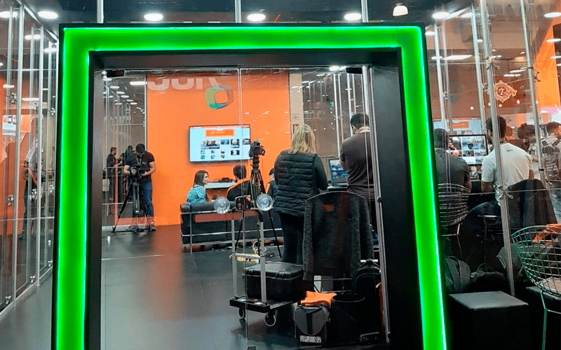 Terra leva estúdio para transmissões ao vivo na Brasil Game Show