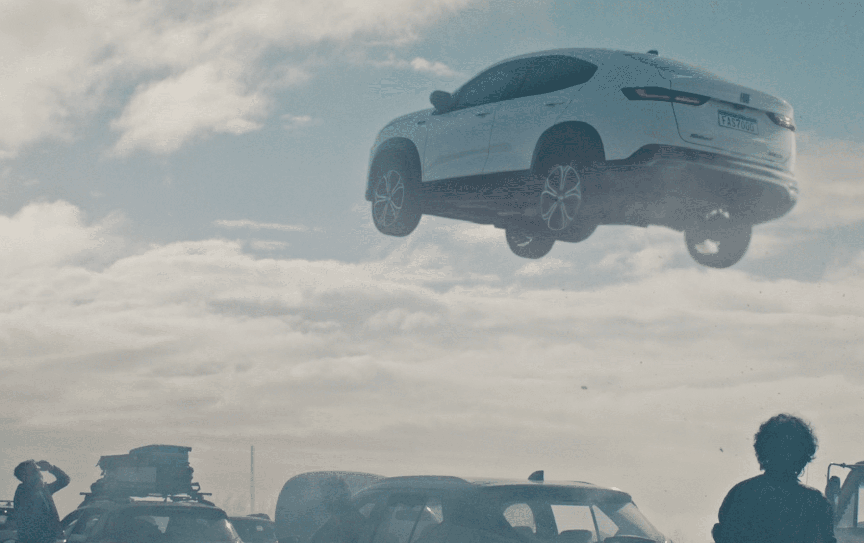 Nova campanha do Fiat Fastback mostra um salto na categoria de SUVS