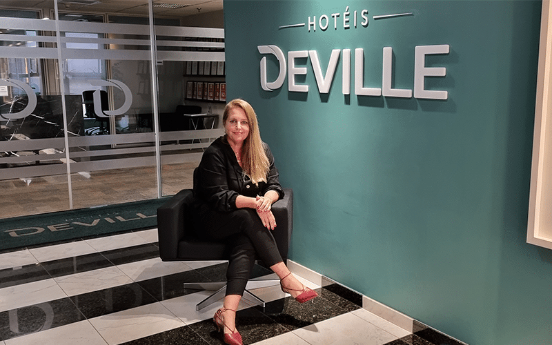 Flavia Zulzke, dos Hotéis Deville, confirmada como speaker na Turistech Zone