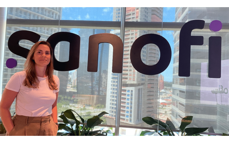 Adriana Molari é a nova Head de mídia e digital da Sanofi