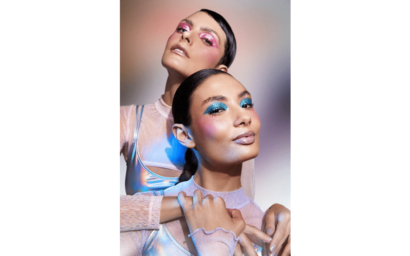 Riachuelo apresenta campanha futurista para o “Mês da Beleza”