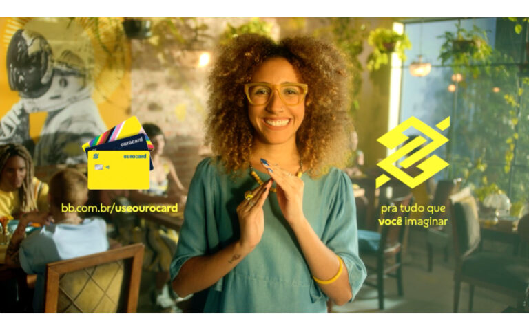 Banco do Brasil reforça flexibilidade do Ourocard em campanha