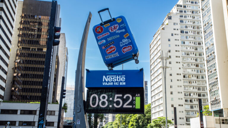 Nestlé Viajar Faz Bem aposta em mídia exterior