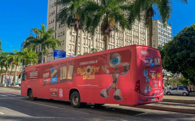 Itabus, divulga ação do Choco Trio da Nestlé nas ruas cariocas