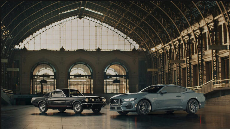 Campanha de lançamento do novo Ford Mustang homenageia o legado de 60 anos do ícone