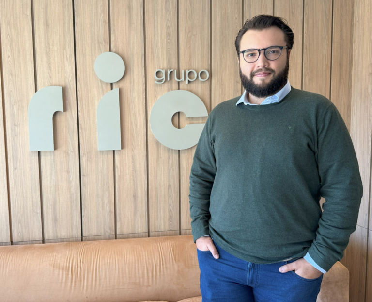 Carlos Aros é novo diretor no Grupo Ric