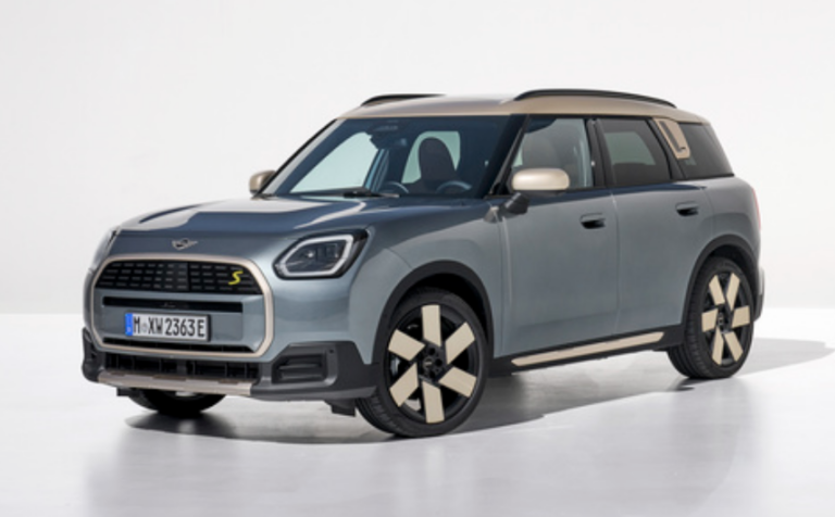 MINI lança os novos MINI Countryman SE ALL4 e MINI Cooper S