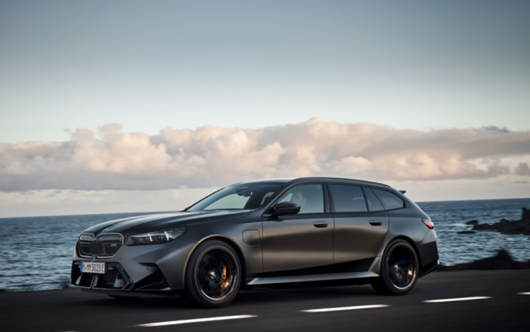 BMW apresenta novo BMW M5 Touring