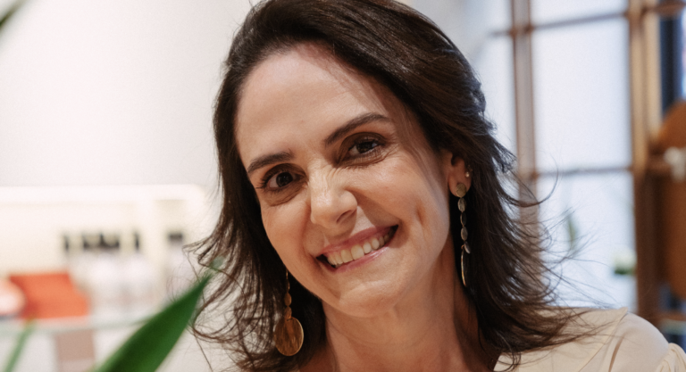 Tatiana Ponce soma liderança de marketing e P&D da Avon