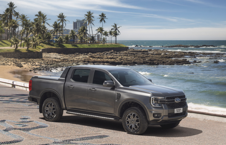 Ford lança a Nova Ranger Black