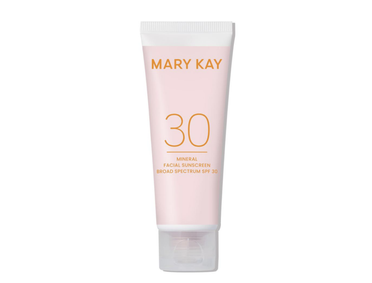 Mary Kay lança protetor solar mineral com óxido de zinco