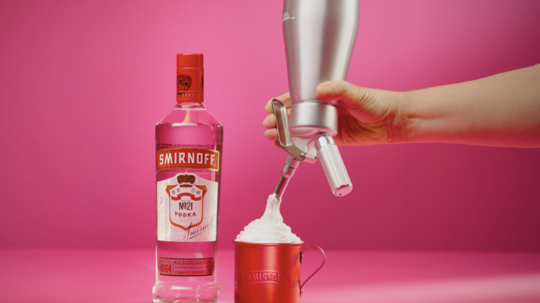 CAVE produz nova campanha de Smirnoff