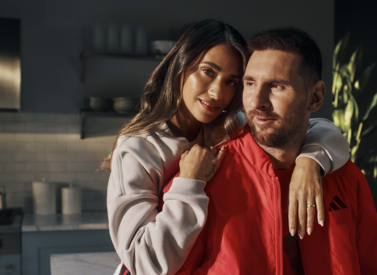 Messi e Antonela Roccuzzo estrelam nova coleção adidas Essentials