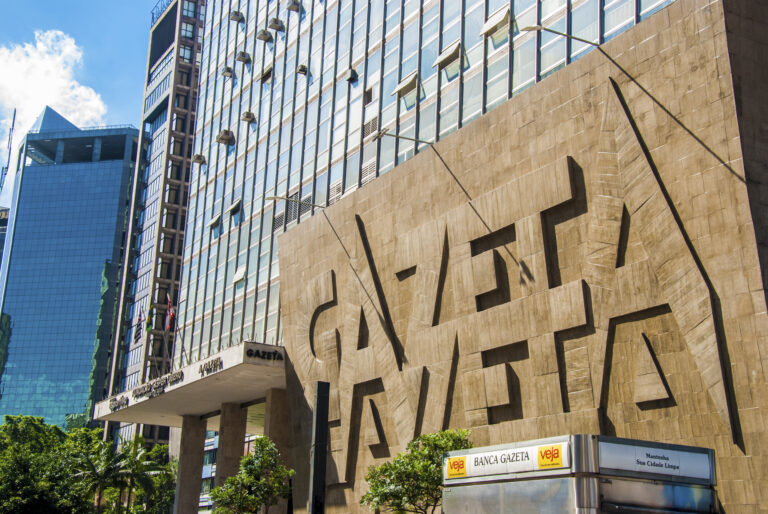 Cásper Líbero lança pós que une IA e Comunicação            