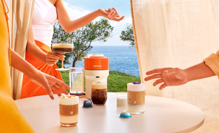 Nespresso apresenta campanha de verão com Pantone