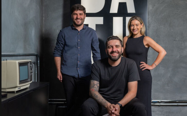 Batuca anuncia chegada da Tramontina