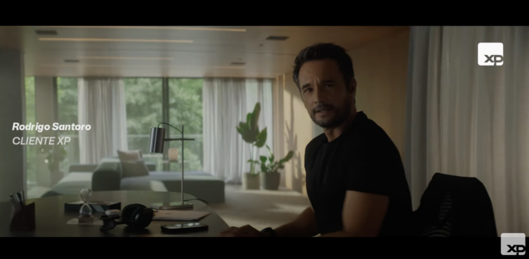 XP escala Rodrigo Santoro para campanha