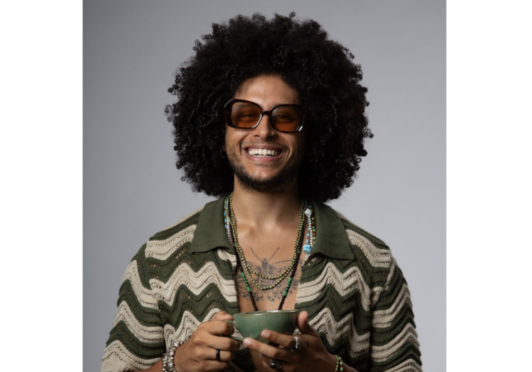 Café Royal traz Gabriel Meta como Diretor de Cena