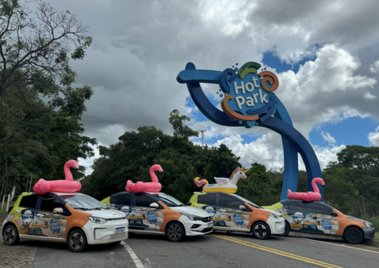 Motoristas viram atração turística com ação do Hot Park