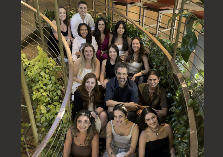 Grey Brasil anuncia que é a nova agência da Corona