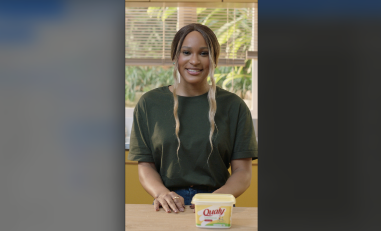 Rebeca Andrade canta sobre sustentabilidade para Qualy