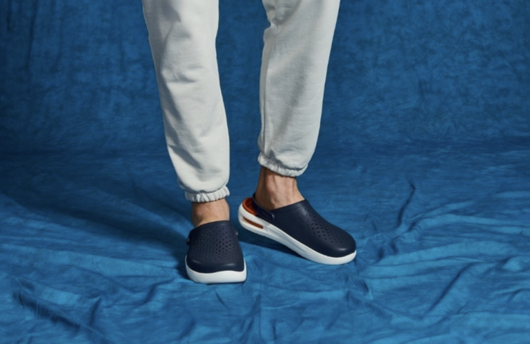 Crocs lança coleção InMotion