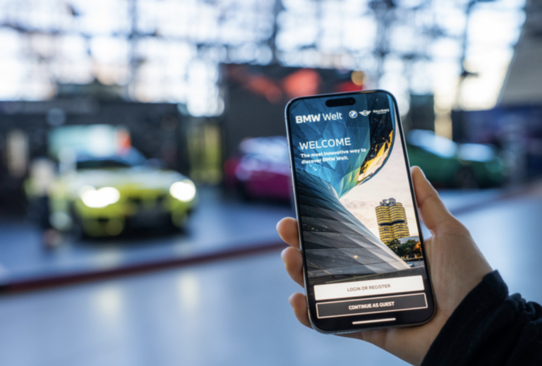 BMW Welt reabre: veja o que os visitantes podem esperar