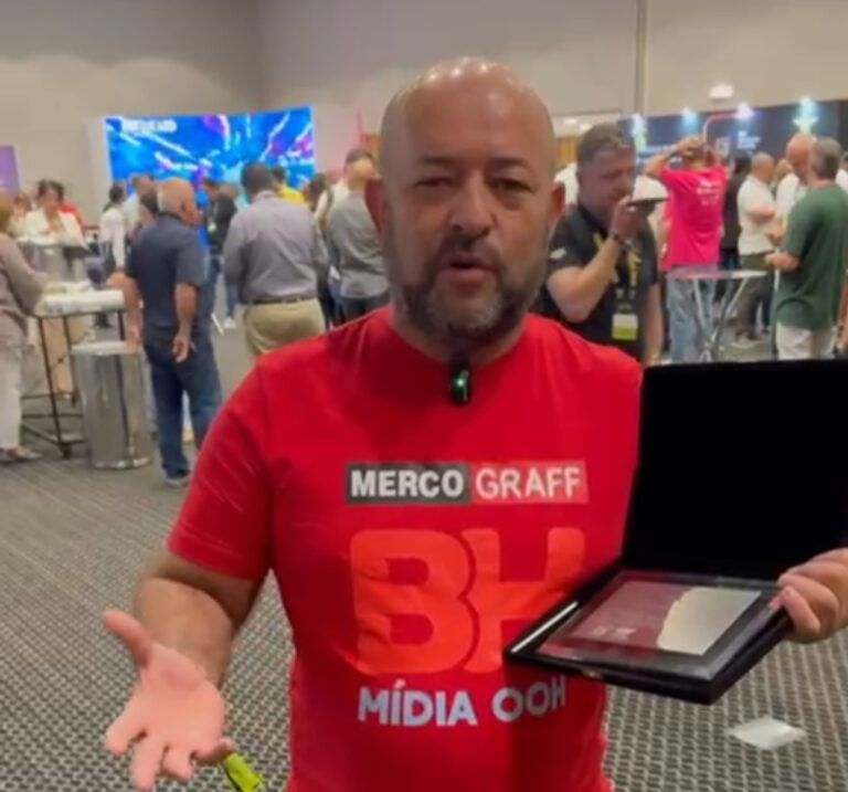 Alex Sandro dos Santos “ O Amigo do Outdoor “