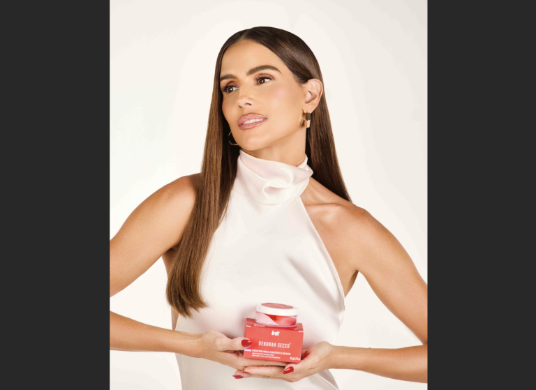 Deborah Secco assina linha de produtos com a INTT Cosméticos
