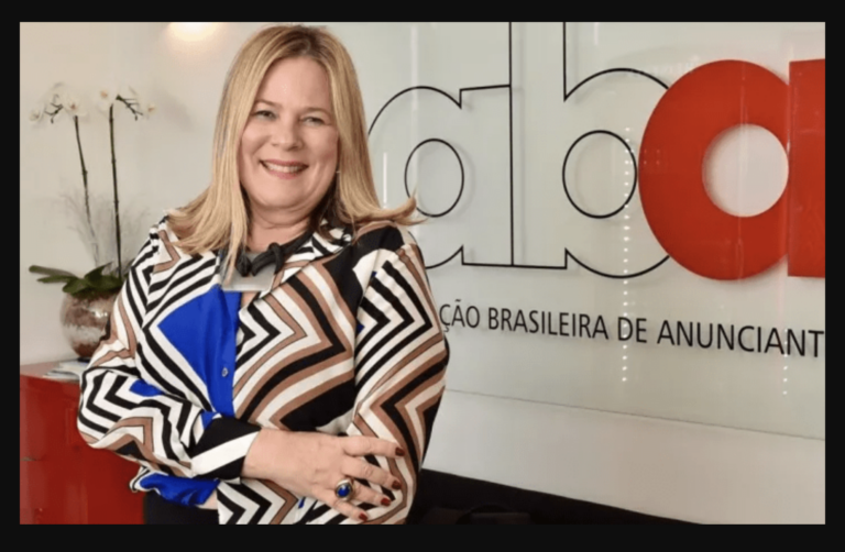 Sandra Martinelli é a Inspiração do Blog do Adonis