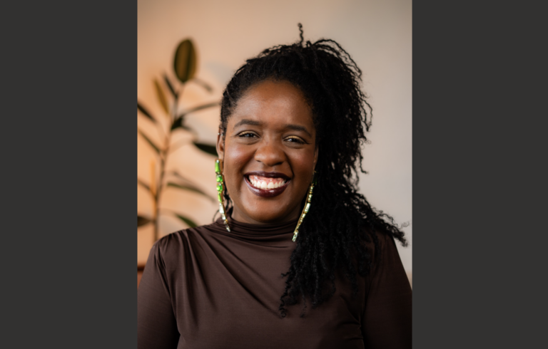 Ana Paula Xongani é a nova agenciada da ViU