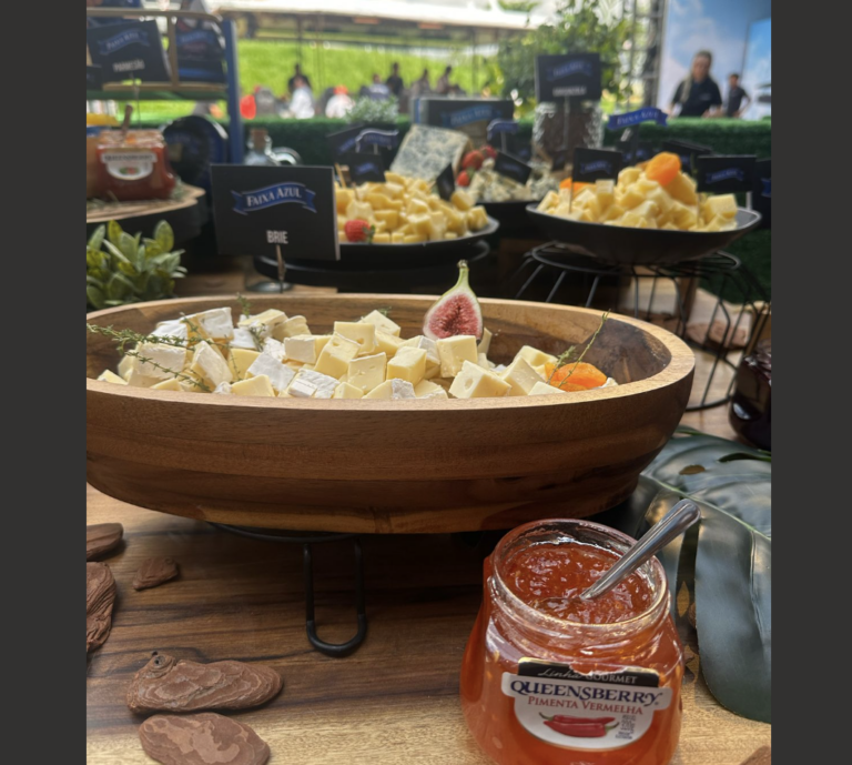 Queensberry participa do Dinner in the Sky SP 2025