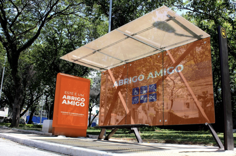 Eletromidia chega às ruas de Cuiabá