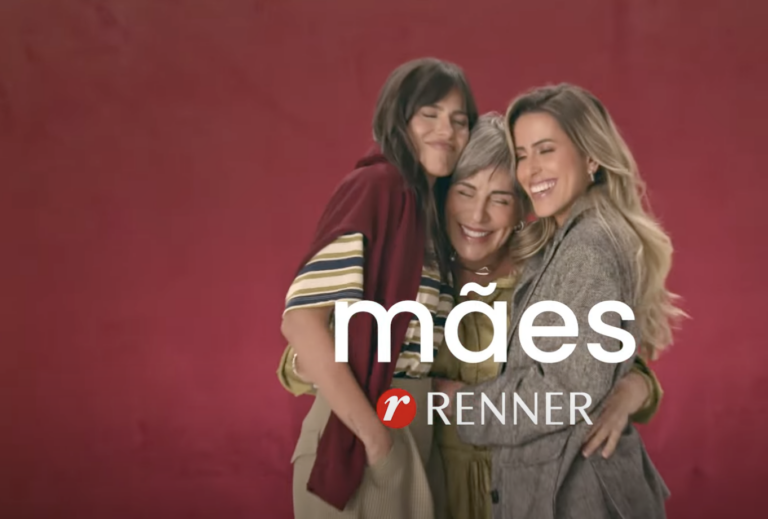 Renner traz Gloria Pires e filhas em campanha de Dia das Mães