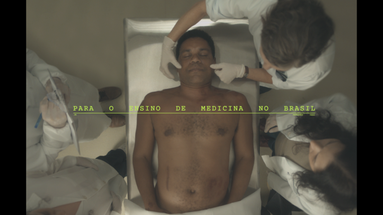 Curta-metragem expõe o racismo na assistência médica