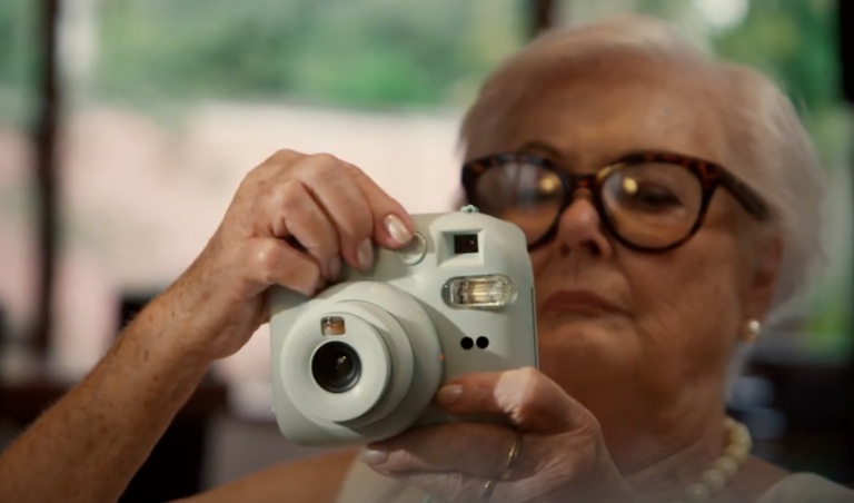 Dia das Mães Fast Shop traz Família Klink