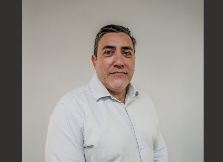 Multiplica anuncia a chegada de Cláudio Sillos