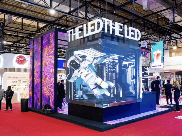 Experiência digital no PDV eleva vendas em 32%, aponta THE LED