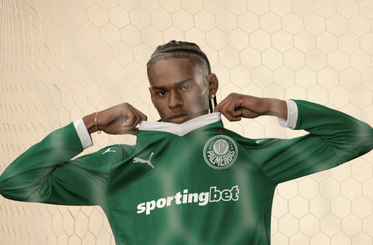 PUMA e Palmeiras lançam novas versões dos uniformes 2025