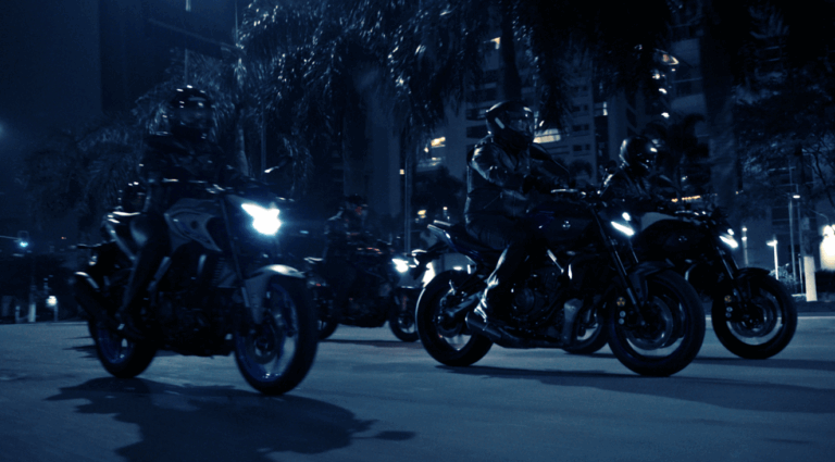 Yamaha lança MT-03 e MT-07 em campanha da AlmapBBDO