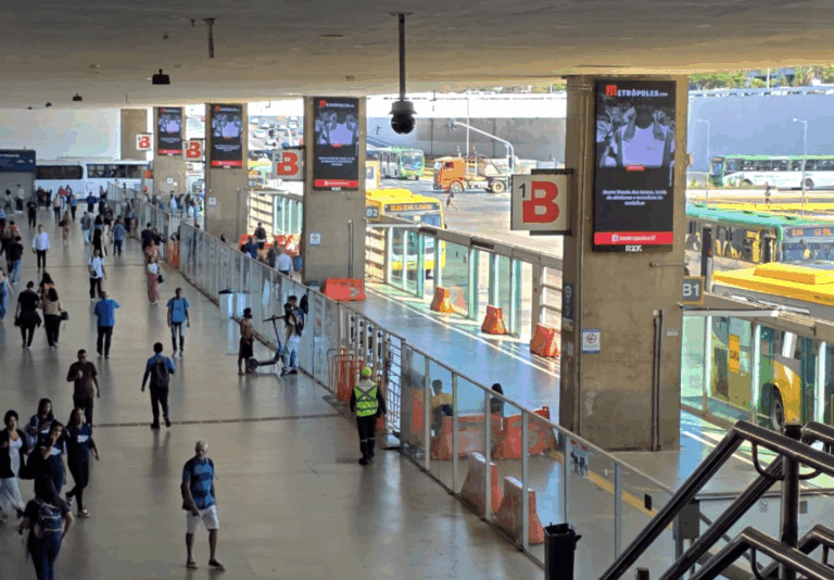 RZK Digital inaugura 50 telas em Brasília