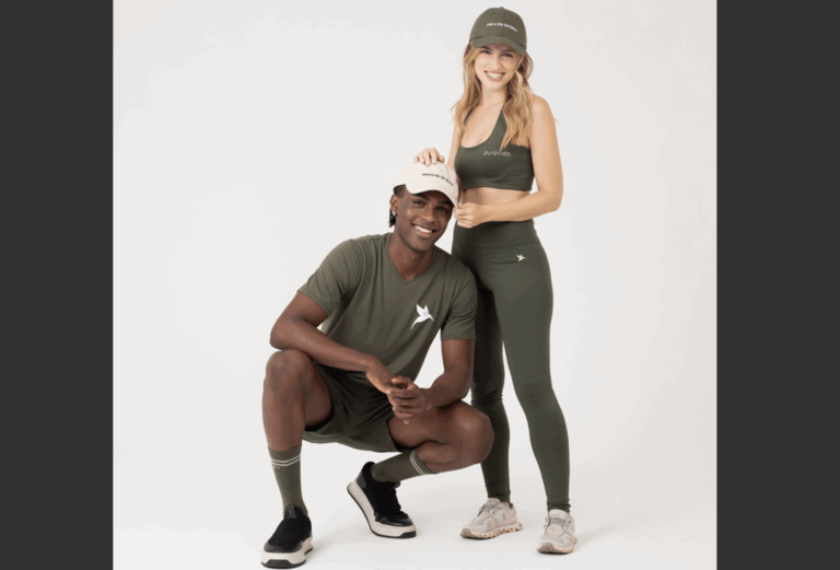 Puravida lança primeira coleção de roupas da marca