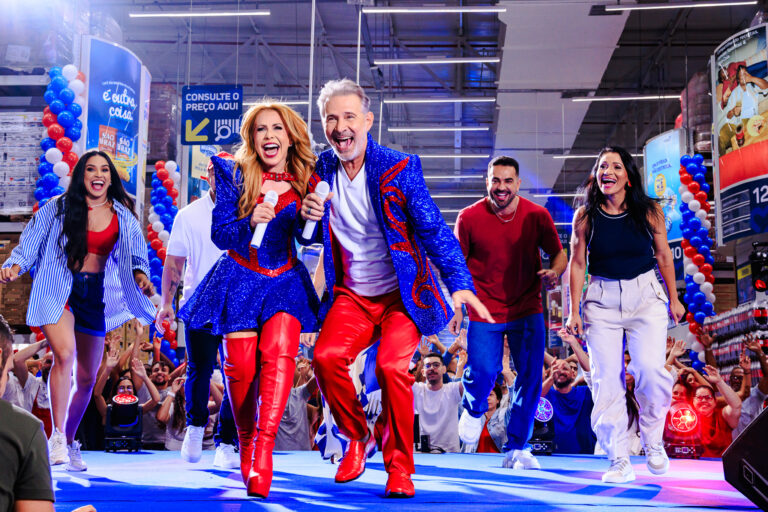 Joelma participa de campanha de aniversário do Grupo Mateus 