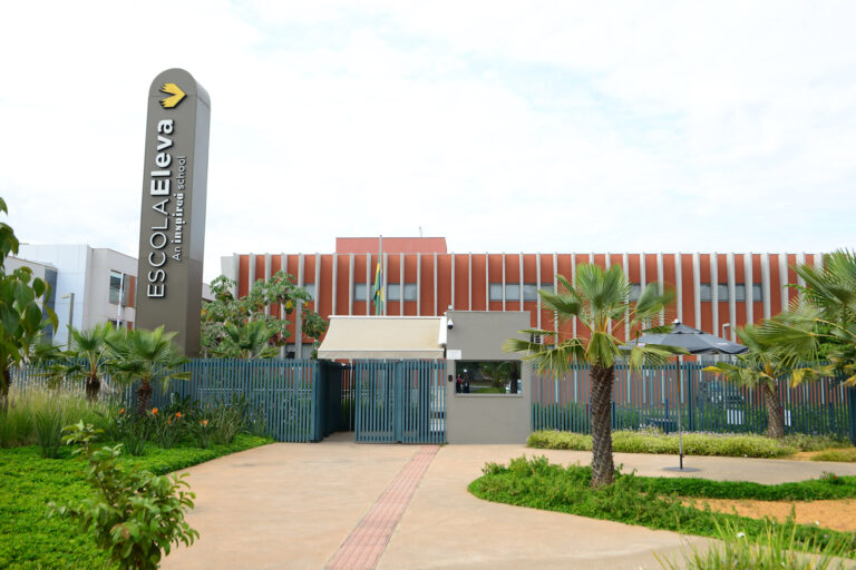 DIX é a nova agência da Escola Eleva Brasília