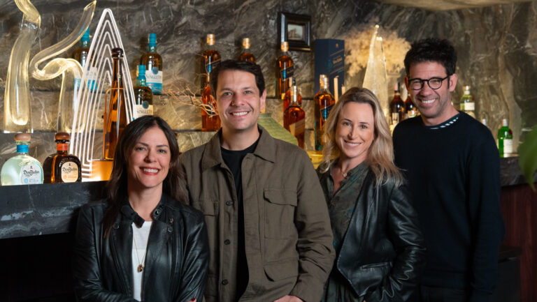 PROS conquista Diageo