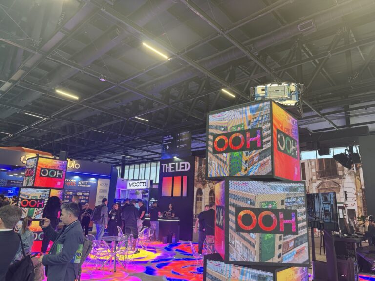 THE LED marca presença na SET Expo 2025