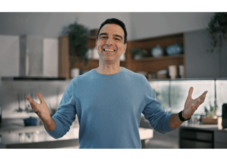 Midea estreia nova campanha com Tadeu Schmidt